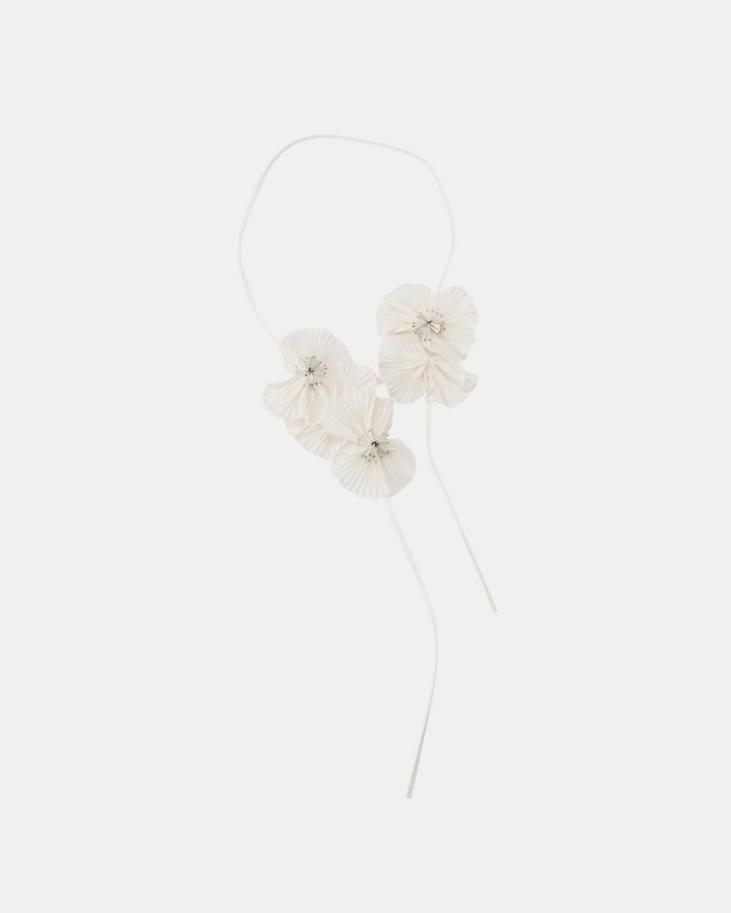 Decorative necklace