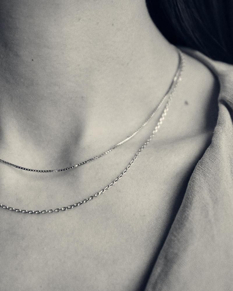 Square link necklace (18K gold)