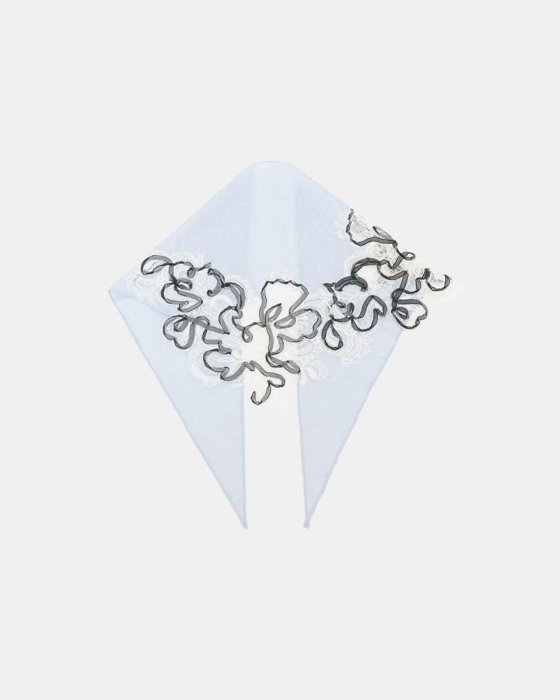 Lace-trimmed scarf