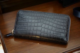 ROUND ZIP WALLET CROCODILEۥ饦ɥåץåȡڥ