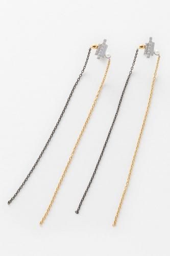 chain chaies pierced
