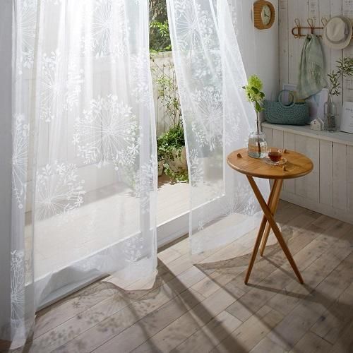 幅150cm 新品 北欧 レースカーテン オーダーメイド 透け感 ヨーロピアン 透け感のある草花柄レースカーテン - インテリアの通販ならセシール