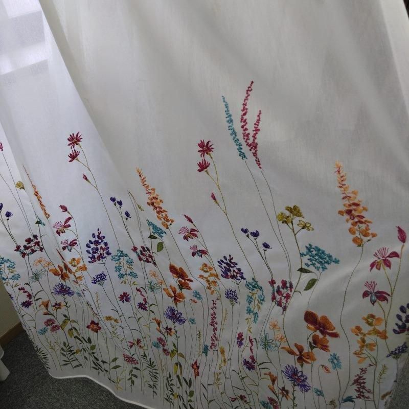 カラフルな草花の裾刺繍レースカーテン オーダーカーテン 生地