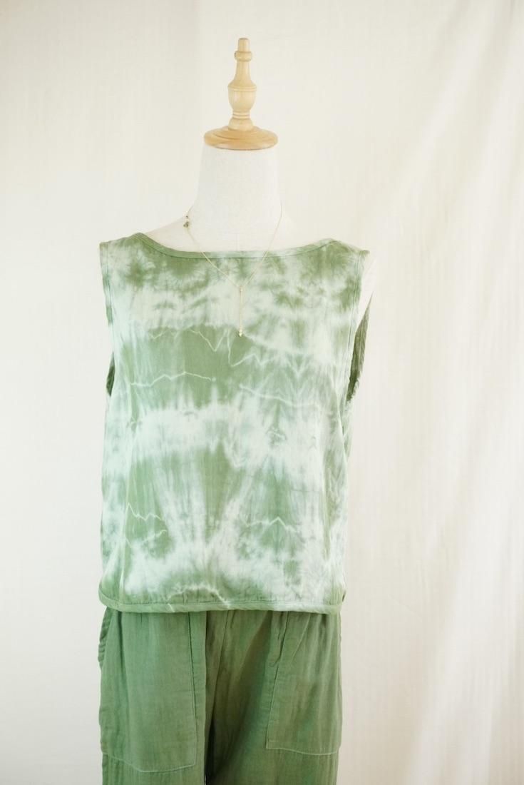 W gauze Back Open Tank “Junglegreen x Pistachio ”