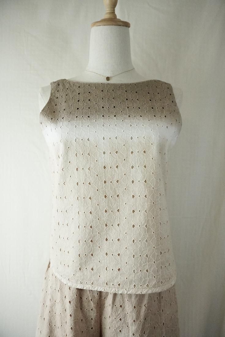 Lace Back Open Tank  Sandybeach x Greige 