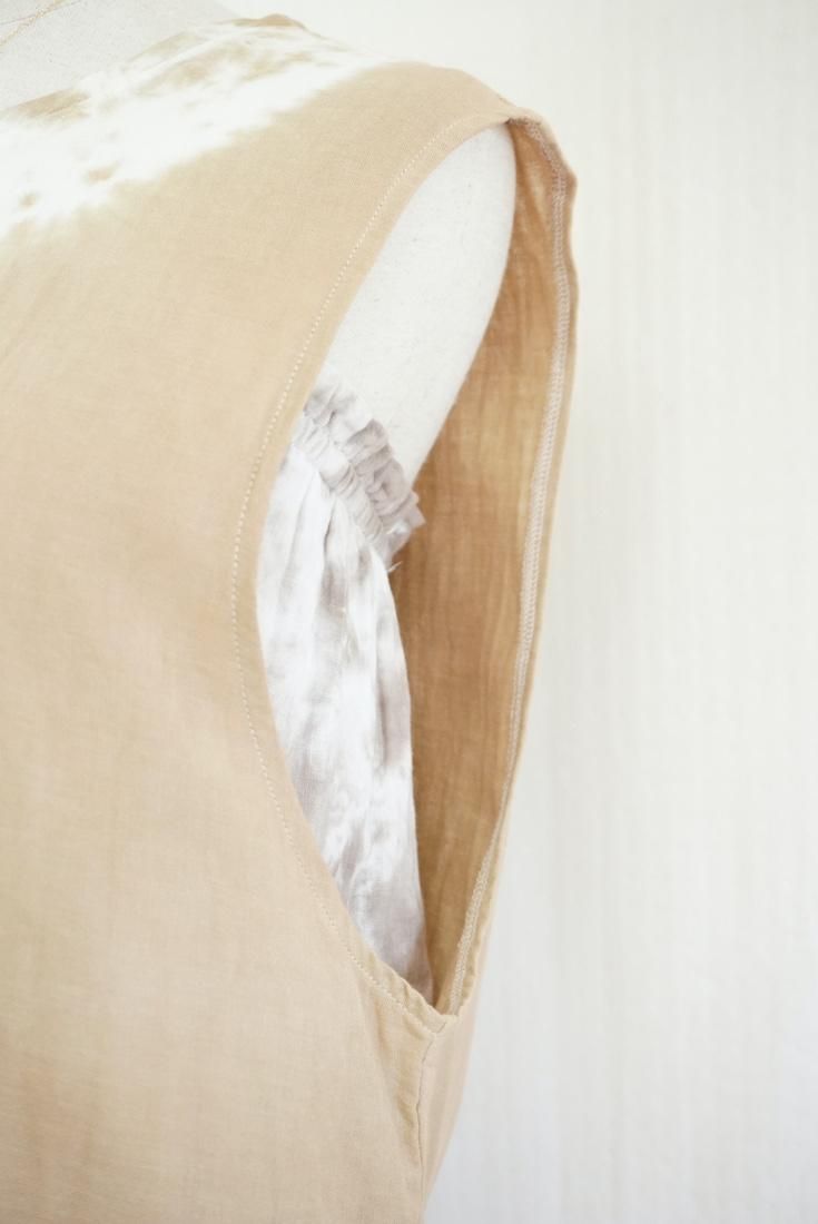W gauze Big silhouette tank Hazelnuts 