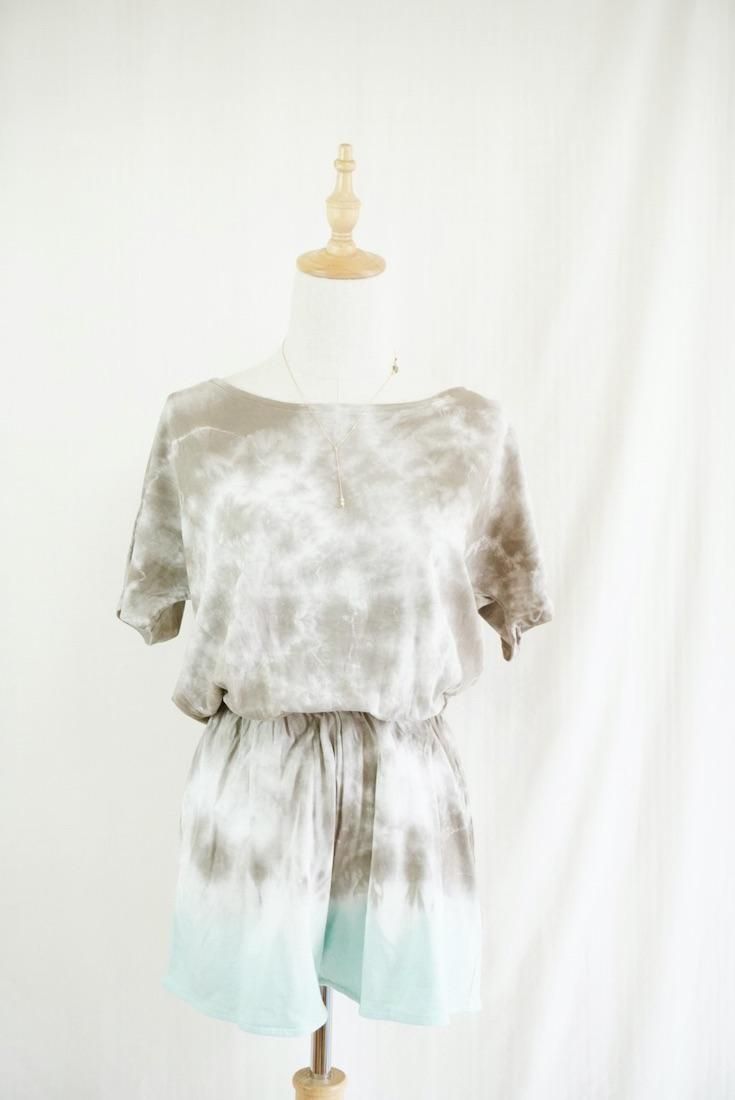Cotton Tee in one Taupe x Sage