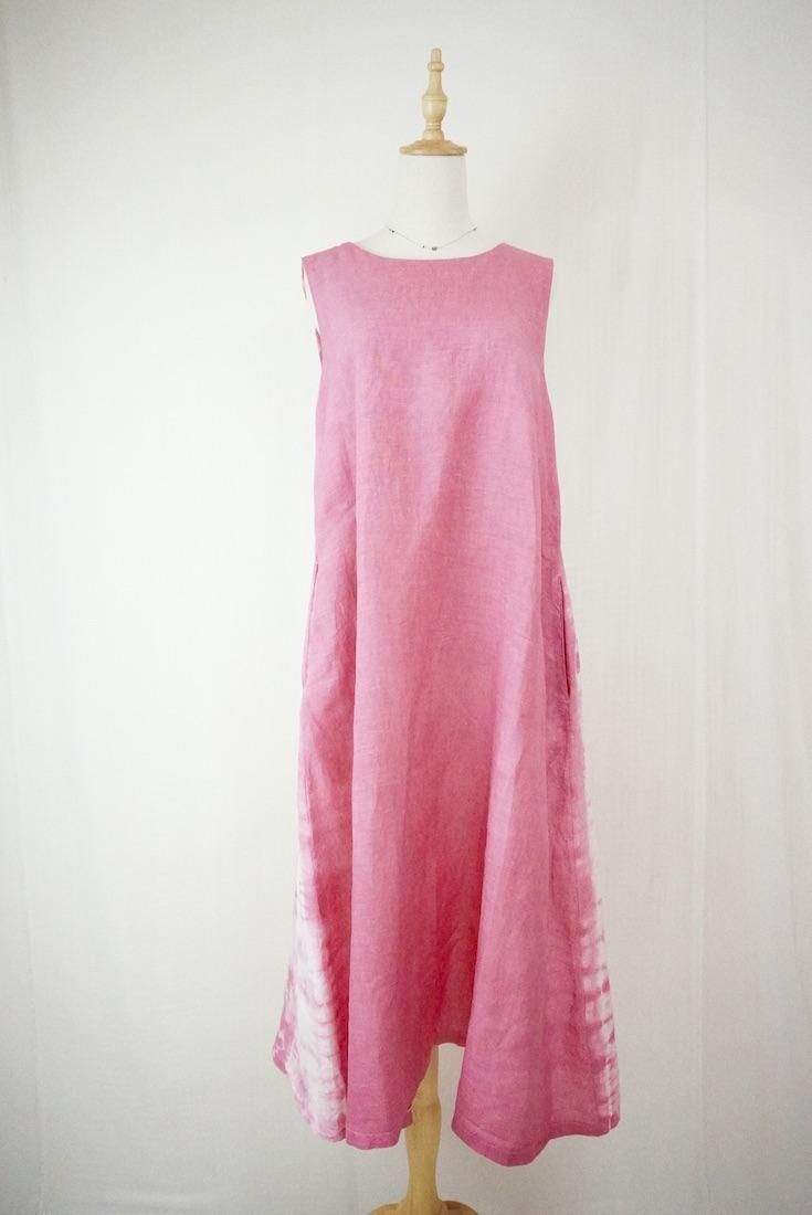 French Linen Back open op Bougainvillea