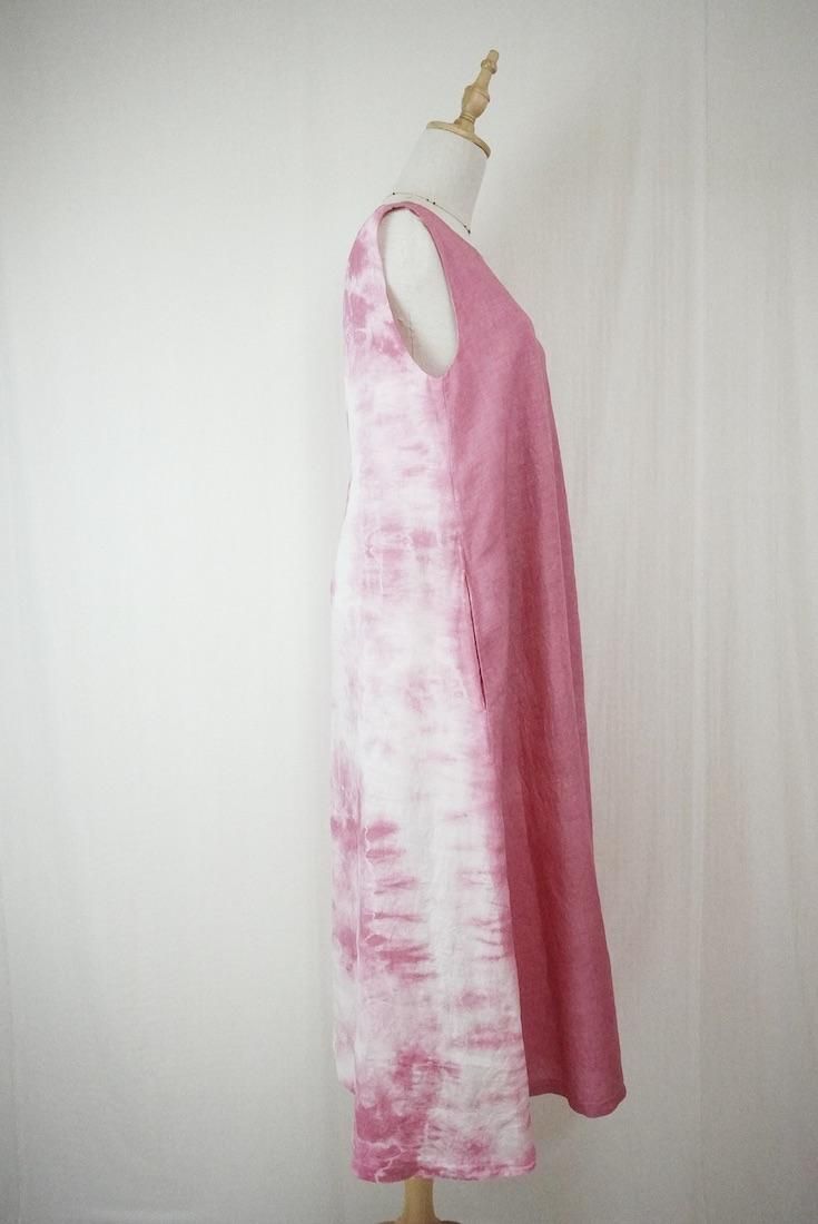 French Linen Back open op Bougainvillea