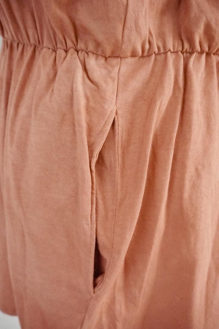 Cotton Tee in one Hazelnuts x Retrobrown