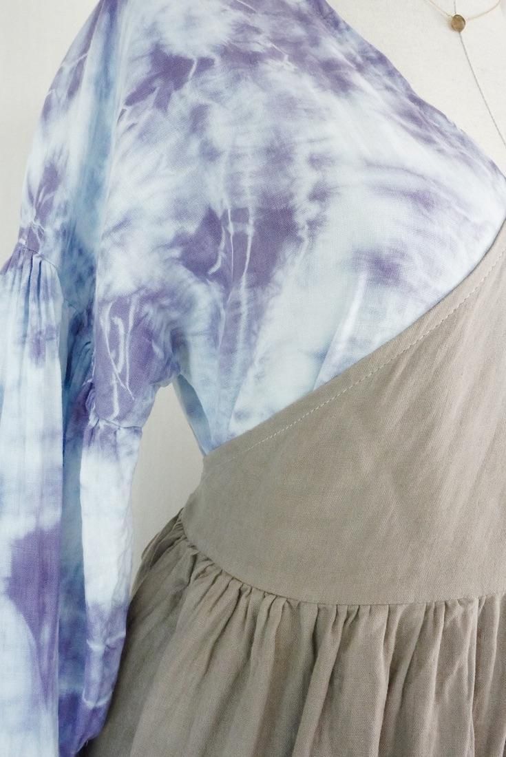 W-gauze Puff sleeve wrap long dress  Taupe x Lavender