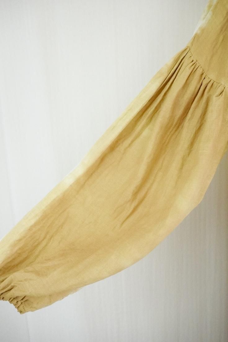 W-Gauze  Puff sleeve top Antique gold