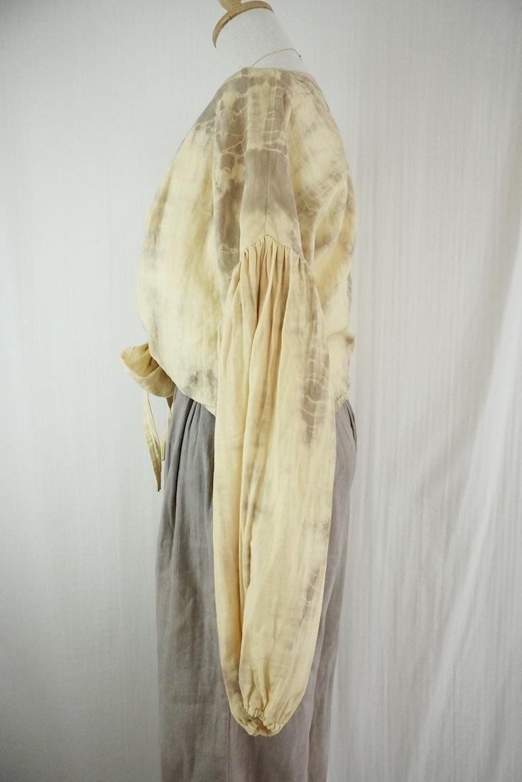 W gauze  Puff sleeve cardigan  Custard x Greige