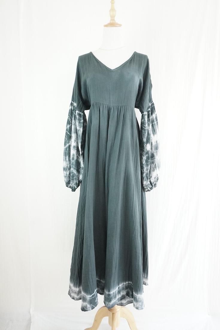 W-gauze Puff sleeve op “ Black”