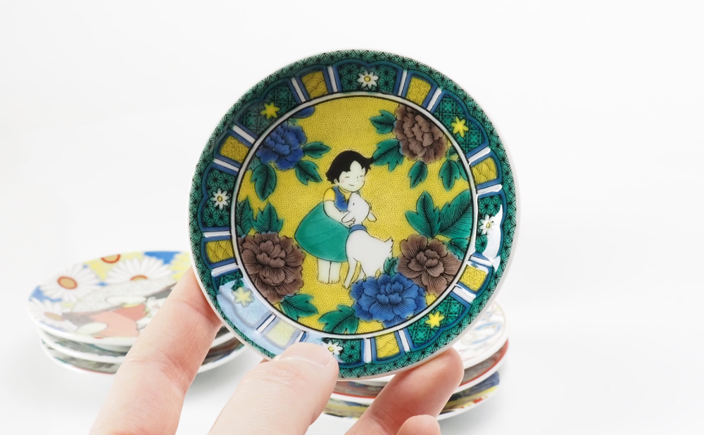 新品　九谷焼　青郊窯　アルプスの少女ハイジ　豆皿　吉田屋風ハイジとユキ アルプスの少女ハイジ豆皿（9.5cm） 吉田屋風ハイジとユキ