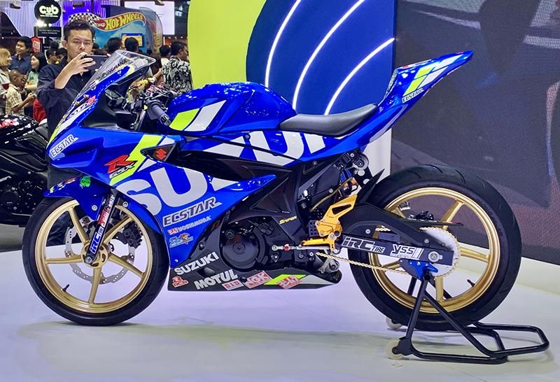 商品 ストライカー STRIKER ステップ GSX-R125 ABS 19- 4ポジション