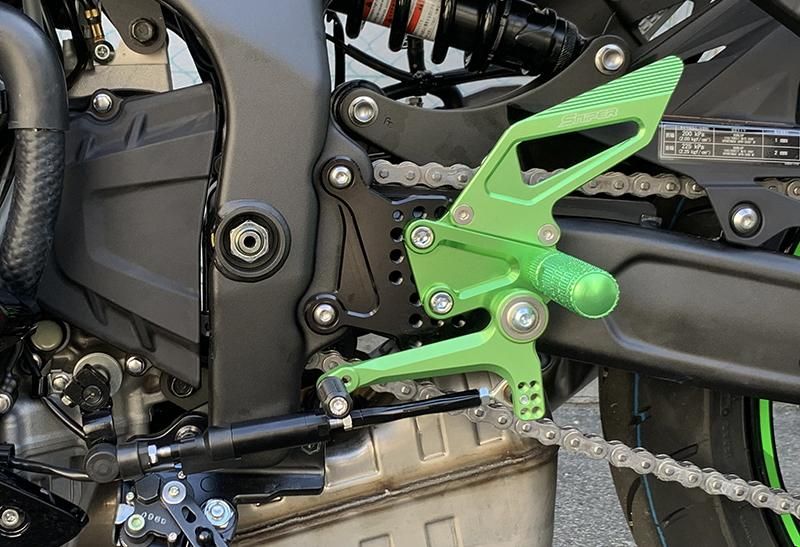 NINJA ZX-25R ZX-4R SE ストリート用 バックステップ 緑 クイック