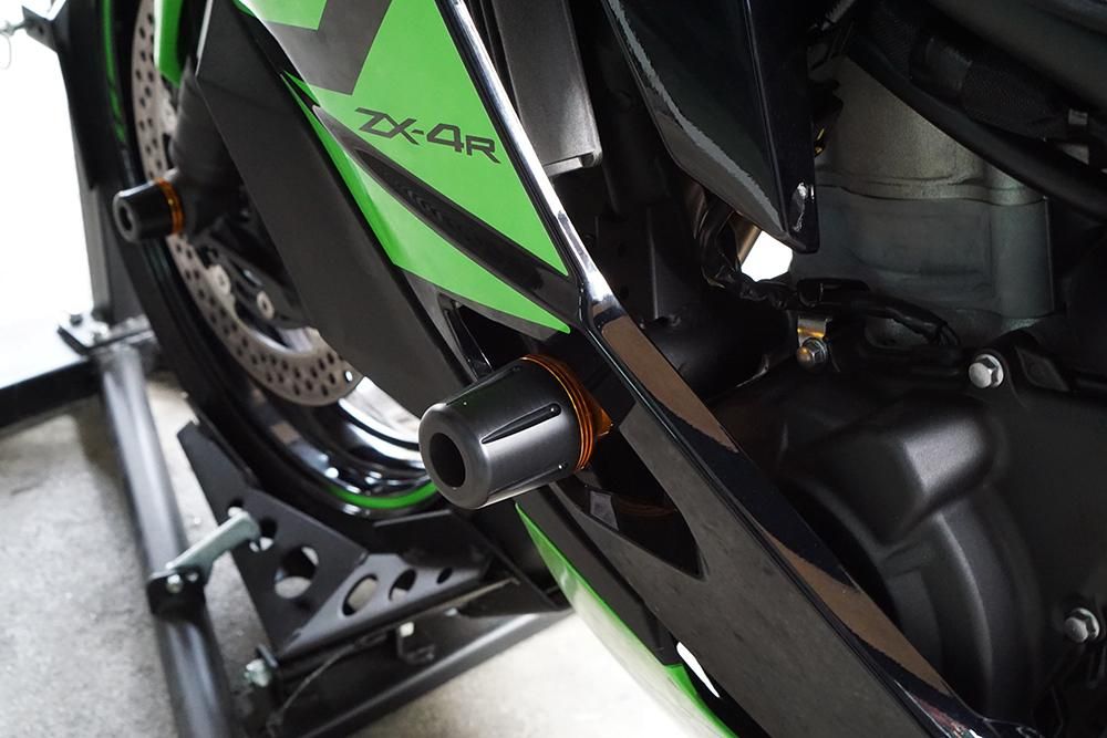 スナイパーおまけ付き NINJA ZX-25R ZX-4R ストリート用 バックステップ 金 クイック