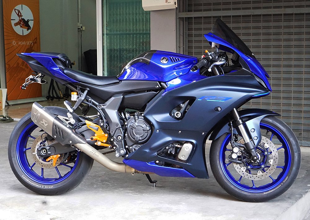 完璧 YZF-R7 フロント アクスルスライダー 金 SNIPER スナイパー