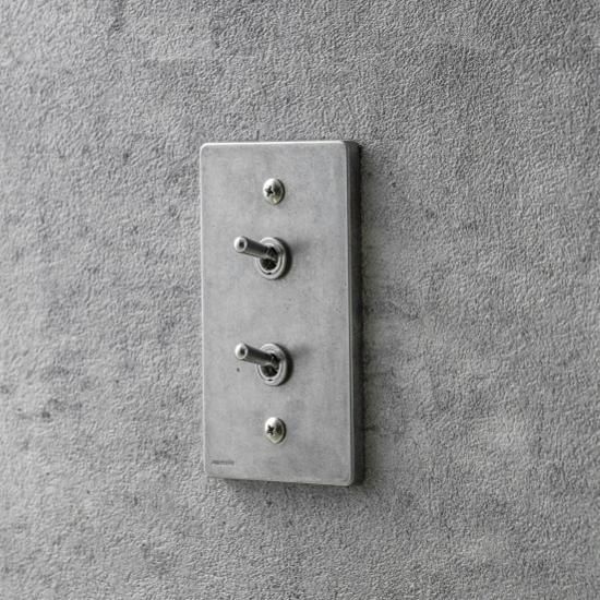 トグルスイッチプレート　ゾルボンヌ　フタガミ3点セット トグルスイッチプレート アルミダイカスト | 住宅照明用スイッチ