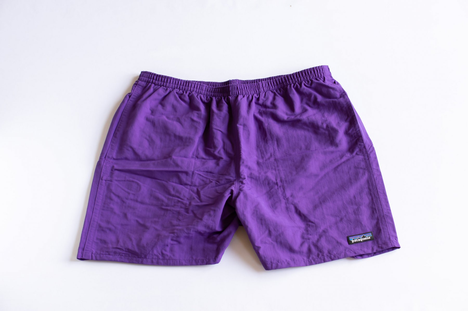 有名ブランド パープル 紫 5インチ バギーズショーツ パタゴニア M PUR 