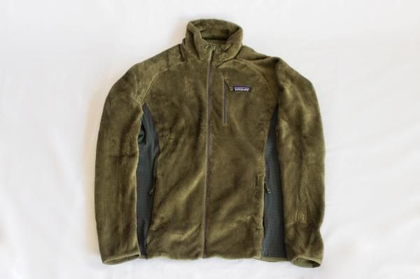 patagonia(パタゴニア)Ms R2 Jacket(Industrial Green/Forge Grey)