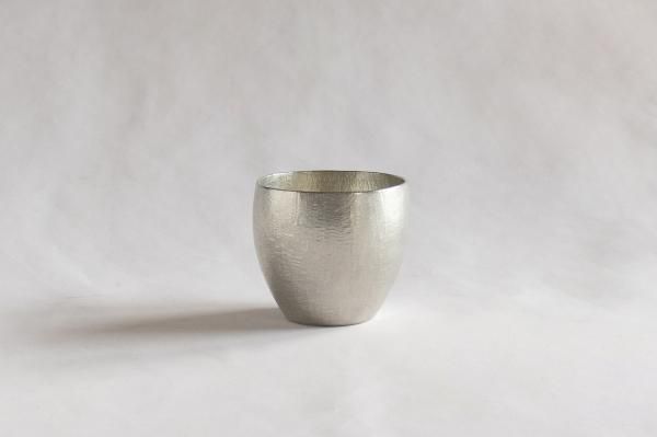 錫の酒器 丸