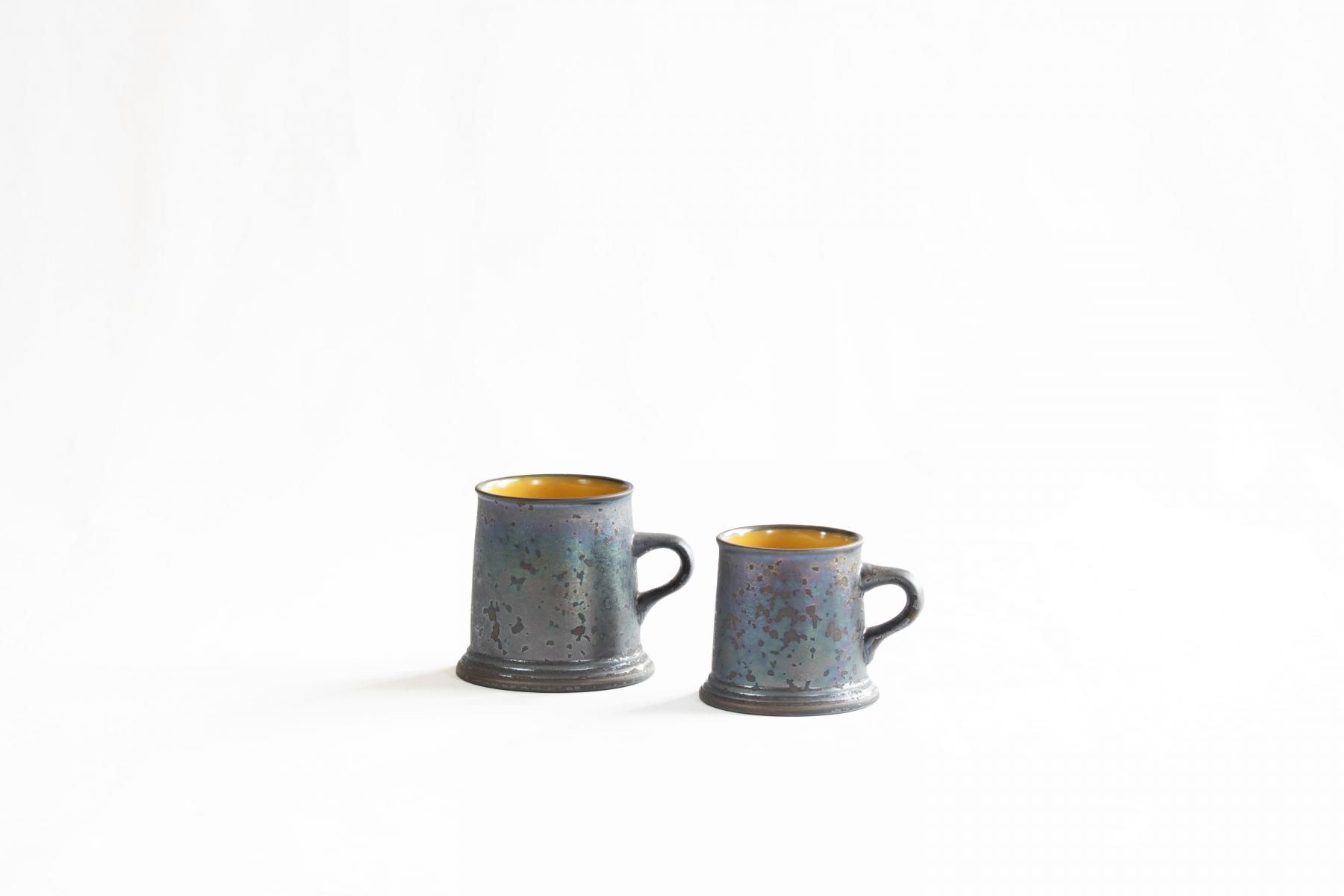 A MUG / Ash-1