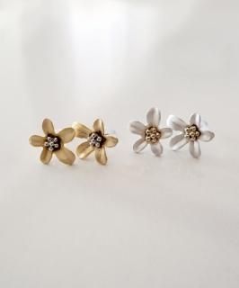 Metal Flower Pierce