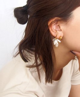 Volume pearl ear cuff