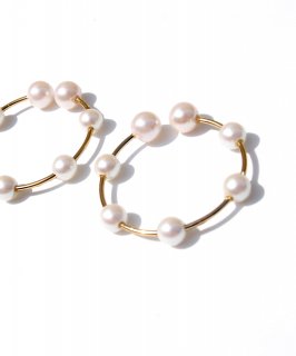 Pair pearl ear cuff