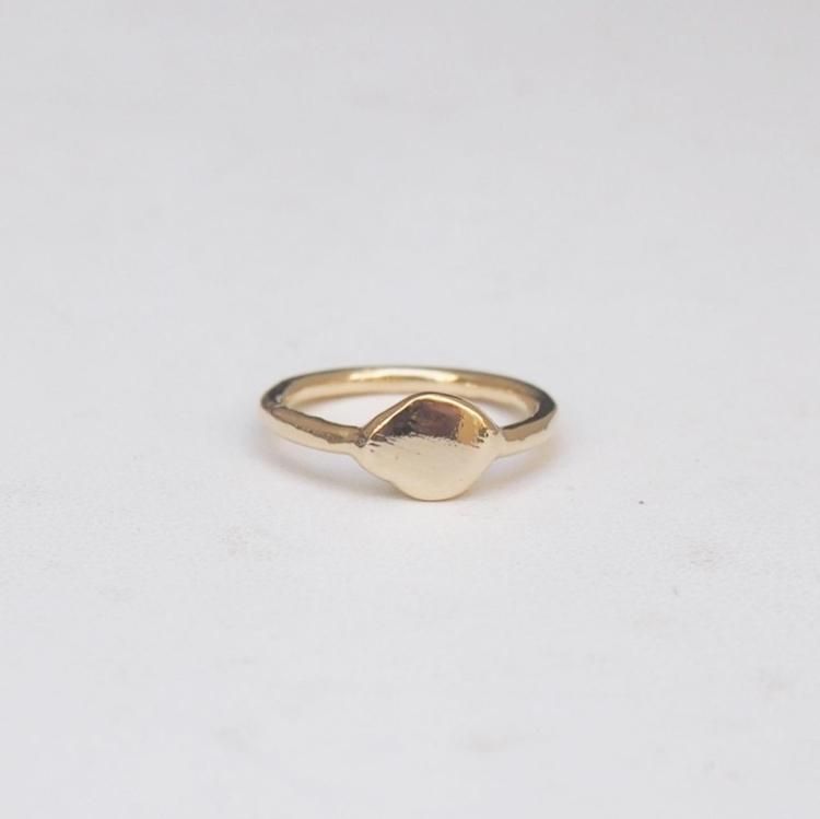 nuance metal ring