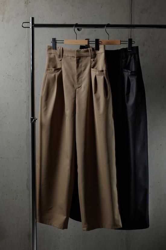 tuck chino pants - T. japan｜official online shop