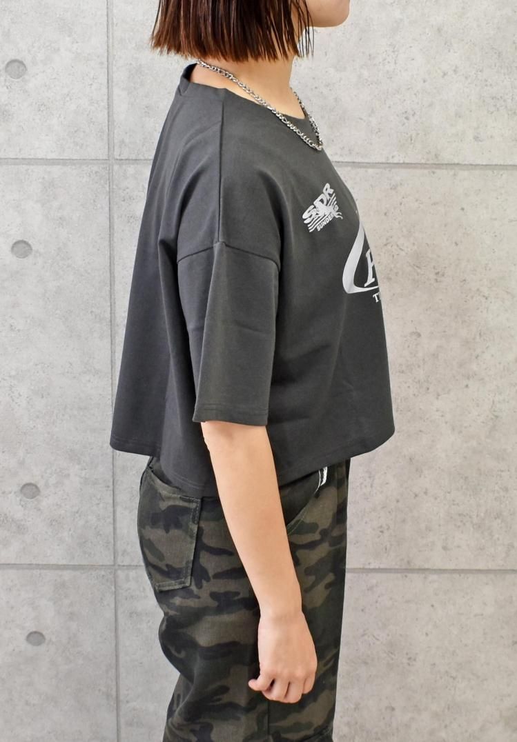 kanaです❣️新品未使用❣️黒いフリル付き半袖チュニックF 999円以下 - FUN OnlineStore