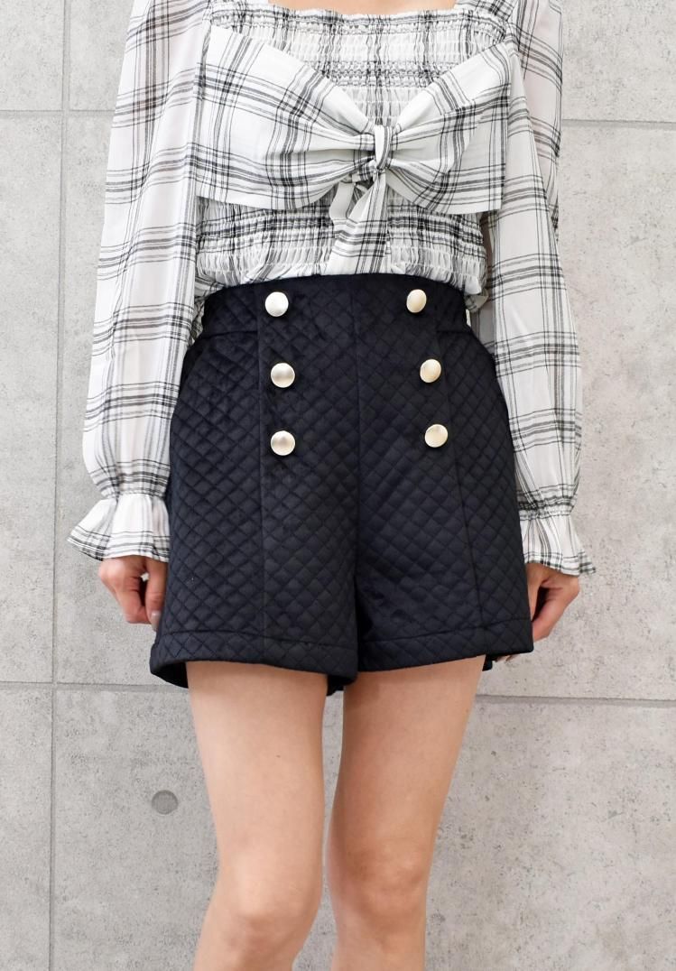 トレフルプラスワン キルティングショートパンツ 黒 タックショートパンツ | Bottoms,ショート | | TREFLE＋1