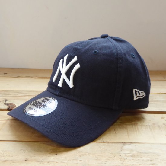 MoMA x New Era NY Yankees Cap - New York Storage