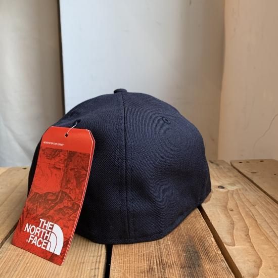 ノースフェイス　ニューエラ　ハーフドームロゴ　コラボキャップ　美品　M 限定品 USストア限定 The North Face x New Era Half Dome Logo Cap