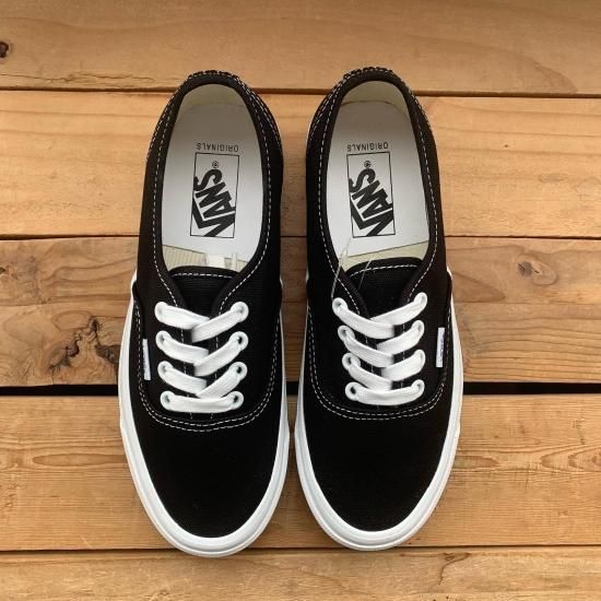 VANS VAULT OG オーセンティック LX  23.5cm