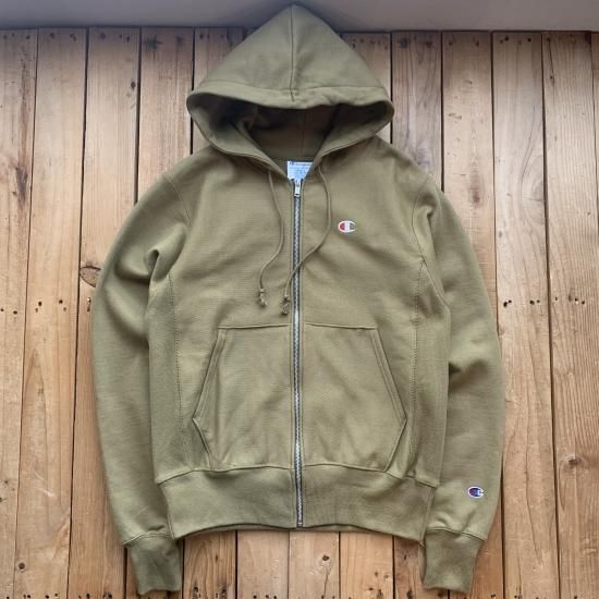 Champion khaki hotsell sweatshirt