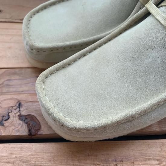 安価 ワタナベ クラークスワラビーローCLARKS UK9.0 WALLABEE-Lo