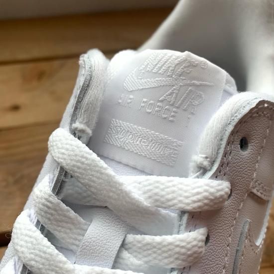 Supreme x Nike Air Force 1 Low White - New York Storage