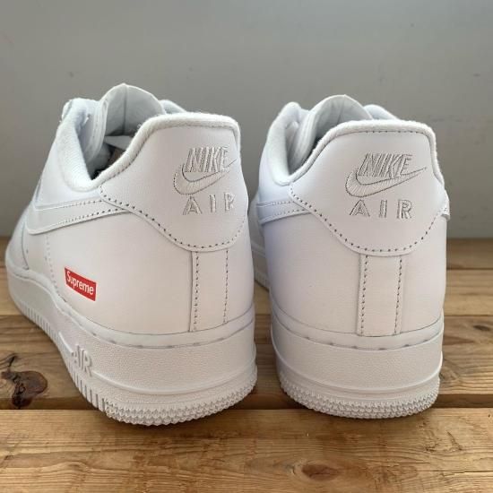 Supreme x Nike Air Force 1 Low White - New York Storage Supreme x Nike Air Force 1 Low White - New York Storage