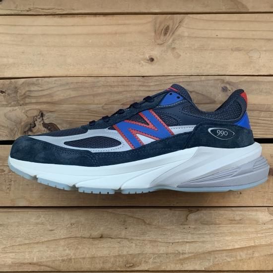 Kith x Madison Square Garden x New Balance 990 V6 Navy - New