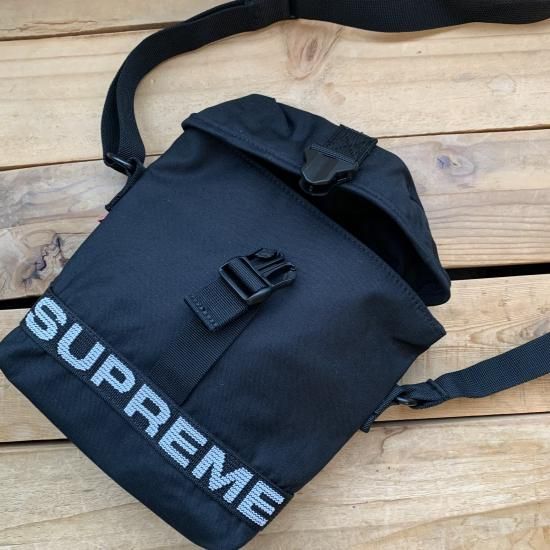 Supreme Field Side Bag | シュプリーム バック - New York Storage Supreme Field Side Bag | シュプリーム バック - New York Storage