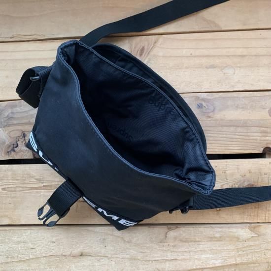 Supreme FIELD SIDE BAGシュプリームサイドバック3L Supreme Field Side Bag | シュプリーム バック - New York Storage