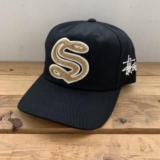 Stussy Mid-Depth Chenille Snapback Cap
