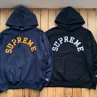 Supreme x Champion Reverse Weave Hooded Sweatshirt