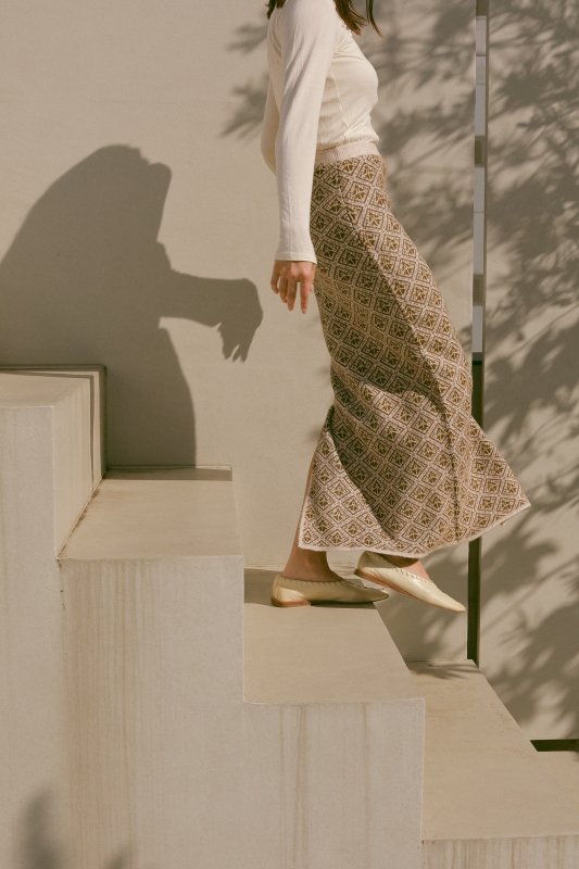 Slit Knit Skirt(Geometric) - RIELLE riche