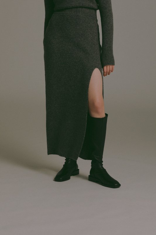 Collar Knit One-Piece(Charcoal Gray)