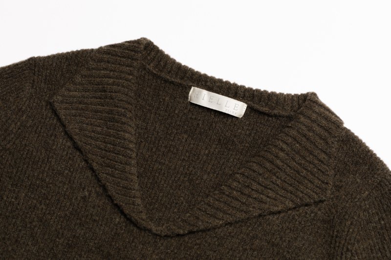 Collar Knit One-Piece(Dark Brown)